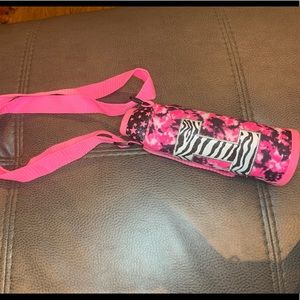 Pink and zebra letter “I” water bottle holder